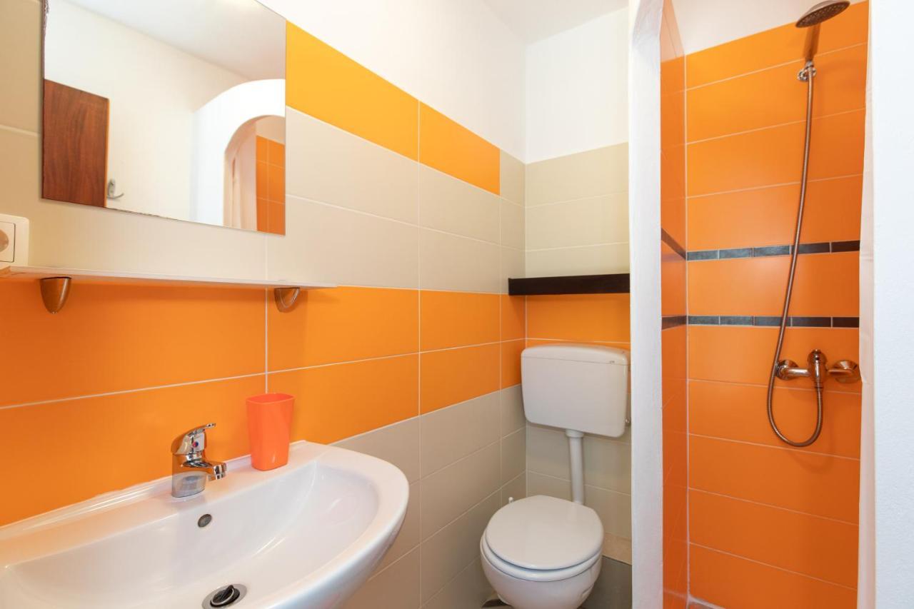 Apartment Linda Врбник Экстерьер фото